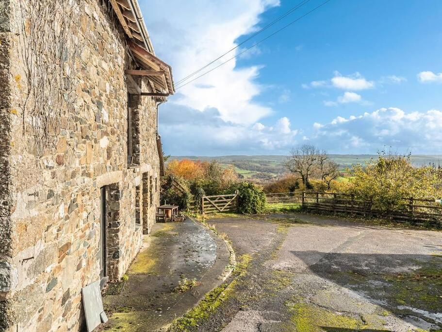 The Dairy - Quaint 1Br In Dartmoor National Park Villa Hennock Eksteriør billede